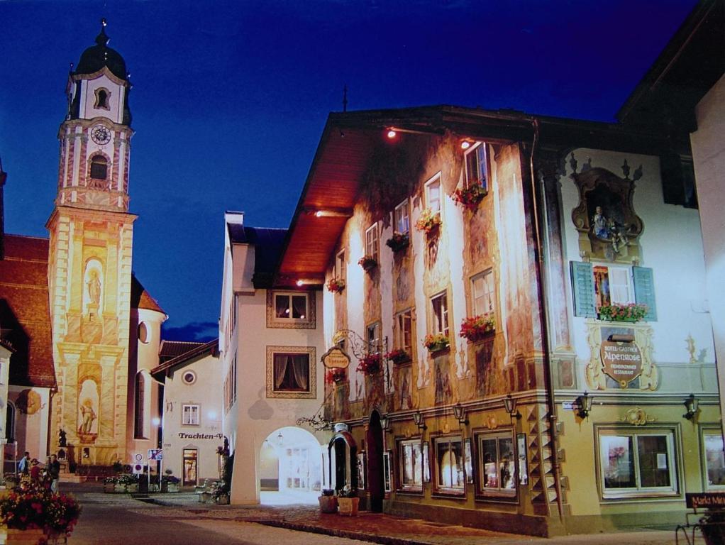 Alpenrose Hotel Mittenwald Buitenkant foto
